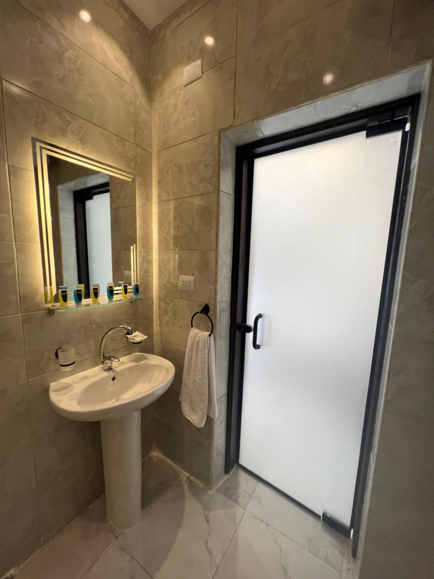 New Glamour Pyramids Hotel Kafret el-Gabal 外观 照片