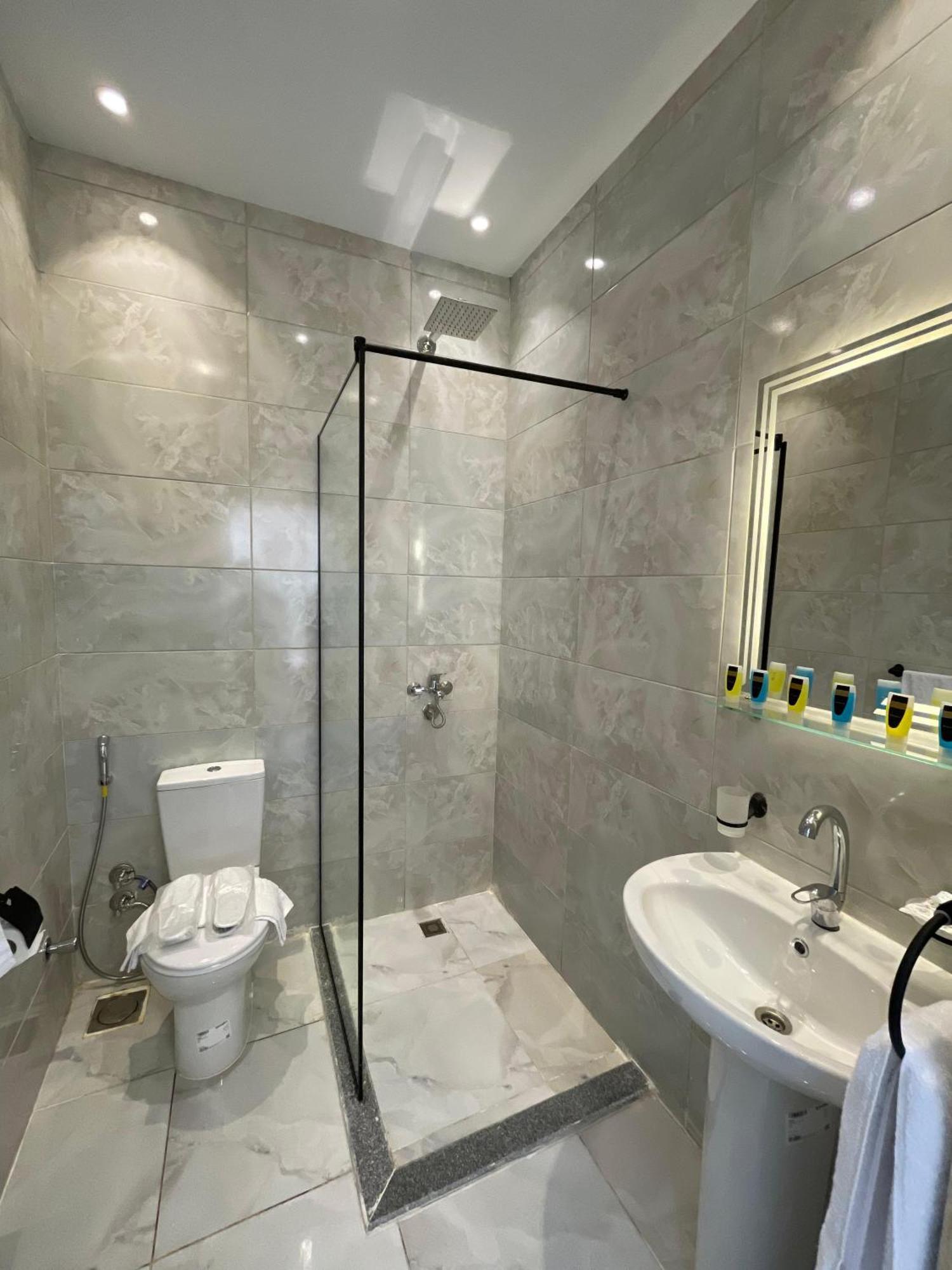 New Glamour Pyramids Hotel Kafret el-Gabal 外观 照片