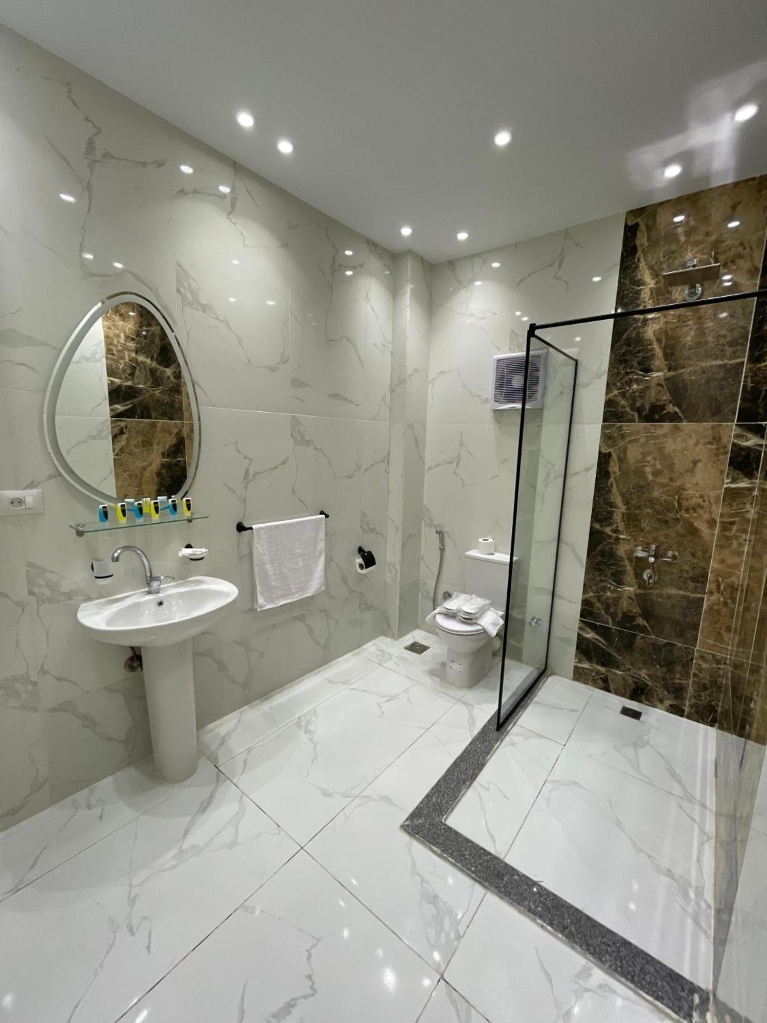 New Glamour Pyramids Hotel Kafret el-Gabal 外观 照片